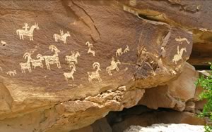 If you know where to go--and we do--you can see some amazing rock art. We'll help you find hidden treasures like this.
