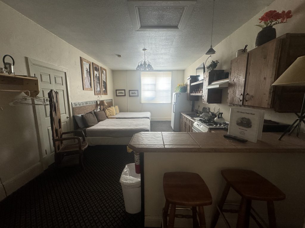 Double room suite in Antonito CO